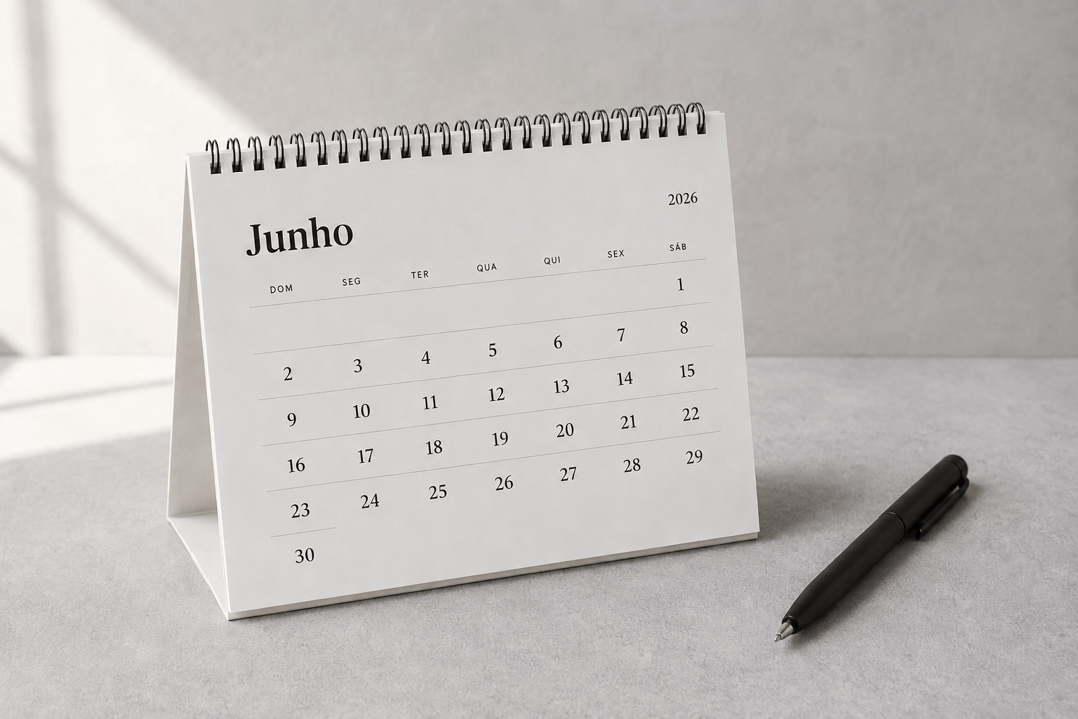 Calendário de junho representando o fechamento de semestre